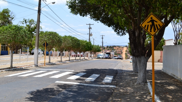 Detran recupera sinalização do trânsito municipal